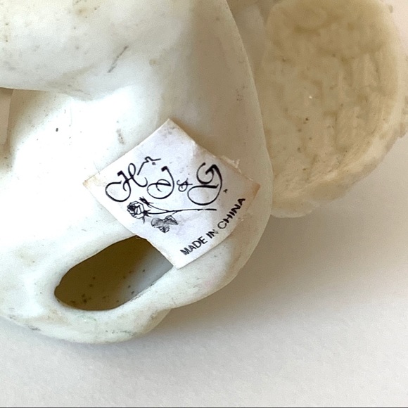 COPY - Vintage HJ&G White Ceramic Angel Ornaments - Picture 6 of 14